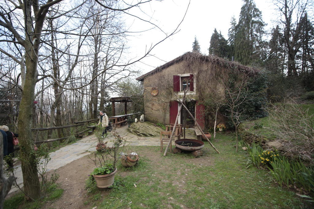 בית הארחה מאסה 	Centro Trekking A Cavallo Monte Brugiana מראה חיצוני תמונה