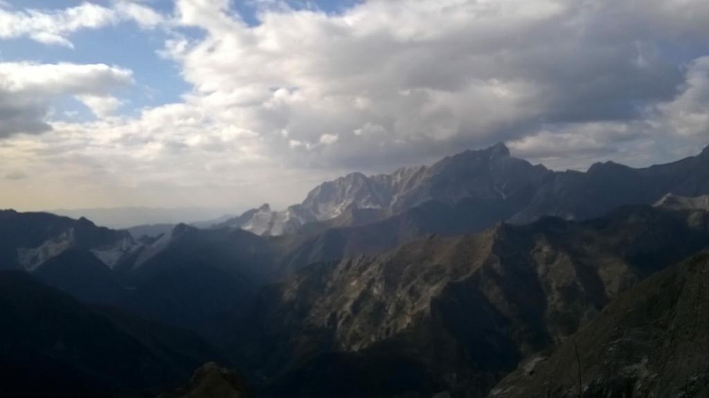 בית הארחה מאסה 	Centro Trekking A Cavallo Monte Brugiana מראה חיצוני תמונה
